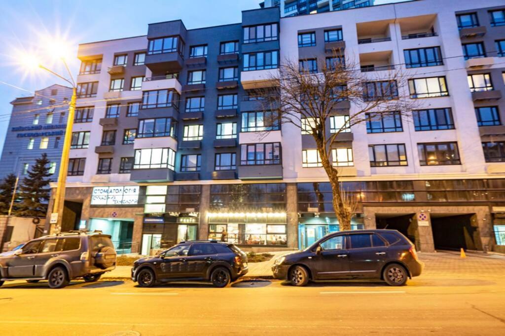 Loft Studio Near Smart Plaza Polytech, Center Киев Екстериор снимка