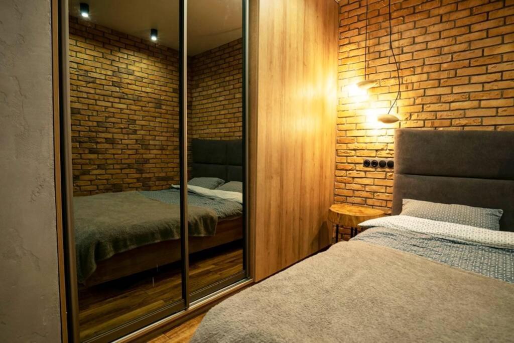 Loft Studio Near Smart Plaza Polytech, Center Киев Екстериор снимка