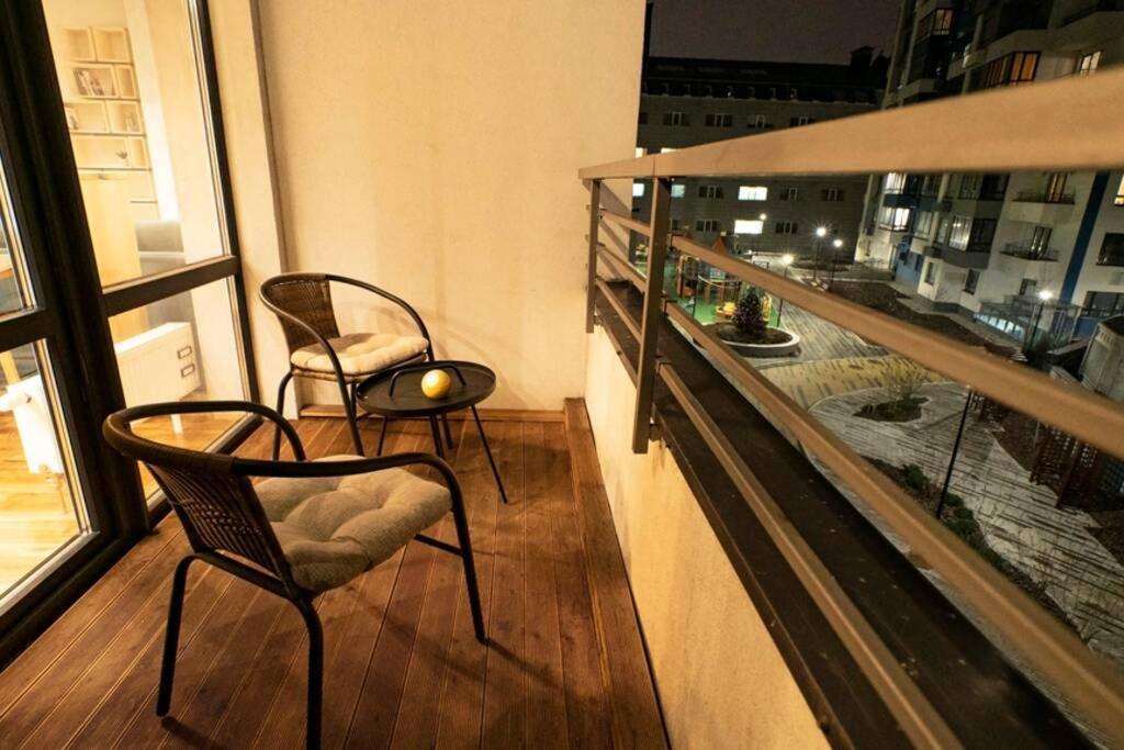 Loft Studio Near Smart Plaza Polytech, Center Киев Екстериор снимка